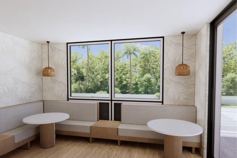 House in Longboat Key, Florida 11 bedrooms, 1597.83 sq.m. № 1723769 - photo 16
