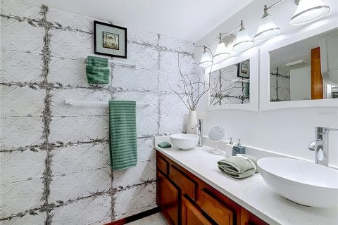 Villa ou maison à vendre à Orlando, Floride: 3 chambres, 181.72 m2 № 2409942 - photo 16