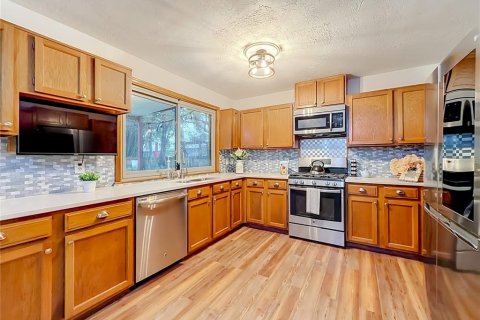 Villa ou maison à vendre à Orlando, Floride: 3 chambres, 181.72 m2 № 2409942 - photo 5
