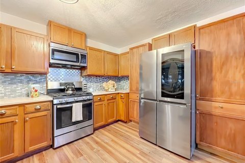 Villa ou maison à vendre à Orlando, Floride: 3 chambres, 181.72 m2 № 2409942 - photo 6