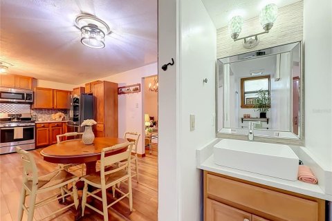 Villa ou maison à vendre à Orlando, Floride: 3 chambres, 181.72 m2 № 2409942 - photo 10