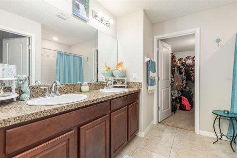 Casa en venta en Ruskin, Florida, 4 dormitorios, 239.41 m2 № 1911661 - foto 18
