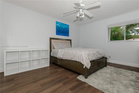 Townhouse in Margate, Florida 4 bedrooms, 158.49 sq.m. № 1830372 - photo 23