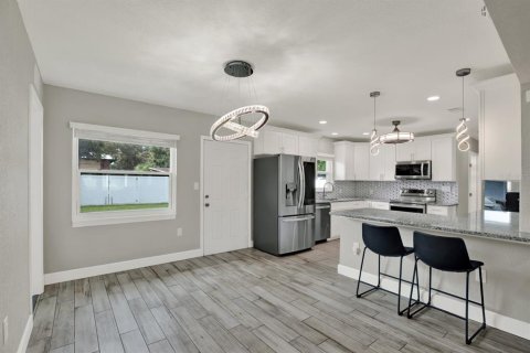 Villa ou maison à vendre à Saint Petersburg, Floride: 3 chambres, 124.67 m2 № 2399535 - photo 5