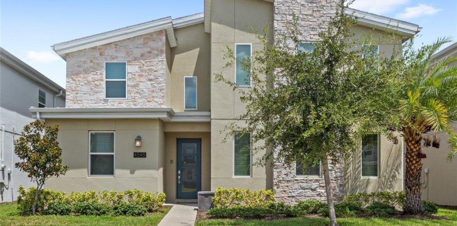 Casa en STOREY LAKE en Kissimmee, Florida 9 dormitorios, 398.46 m2 № 1901386