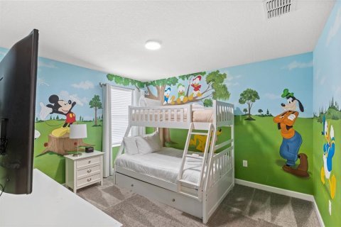 Casa en venta en Kissimmee, Florida, 9 dormitorios, 398.46 m2 № 1901386 - foto 18