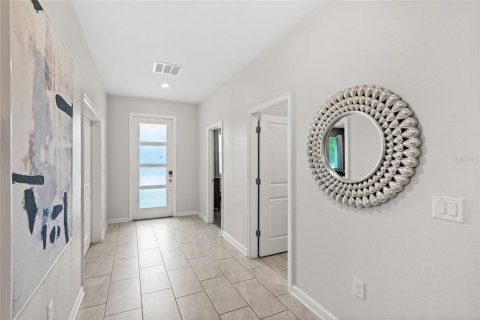 Casa en venta en Kissimmee, Florida, 9 dormitorios, 398.46 m2 № 1901386 - foto 3