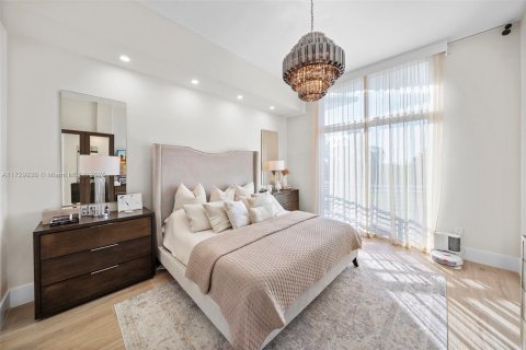Condo in Miami Beach, Florida, 2 bedrooms  № 1479847 - photo 12