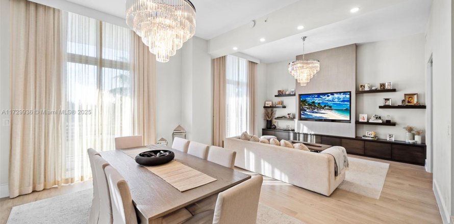 Condo in Miami Beach, Florida, 2 bedrooms  № 1479847