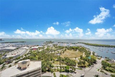 Condominio en Miami, Florida, 3 dormitorios № 2091282