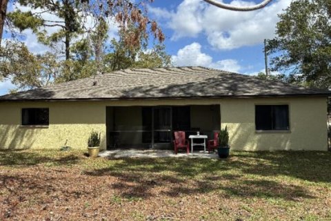 House in Spring Hill, Florida 4 bedrooms, 161.28 sq.m. № 2086886 - photo 19