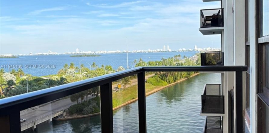 Condo à Miami, Floride, 2 chambres  № 2152894