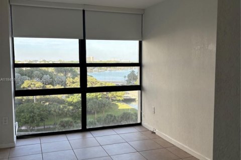 Copropriété à louer à Miami, Floride: 2 chambres, 91.97 m2 № 2152894 - photo 8