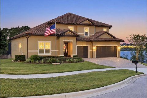 Villa ou maison à Clermont, Floride 5 chambres, 376.72 m2 № 2420336