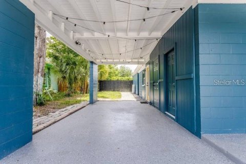 House in Orlando, Florida 5 bedrooms, 144.56 sq.m. № 2095453 - photo 28