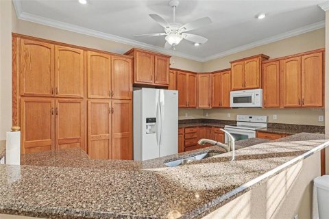 Купить виллу или дом в Саммерфилд, Флорида 8 комнат, 185.43м2, № 2277812 - фото 11