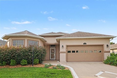 Villa ou maison à Summerfield, Floride 3 chambres, 185.43 m2 № 2277812