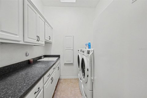 Купить виллу или дом в Саммерфилд, Флорида 8 комнат, 185.43м2, № 2277812 - фото 29