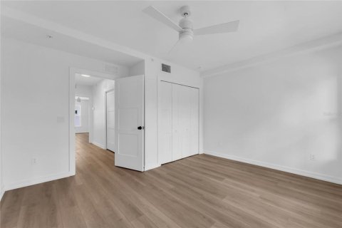 Adosado en alquiler en Orlando, Florida, 3 dormitorios, 199.74 m2 № 1847982 - foto 5