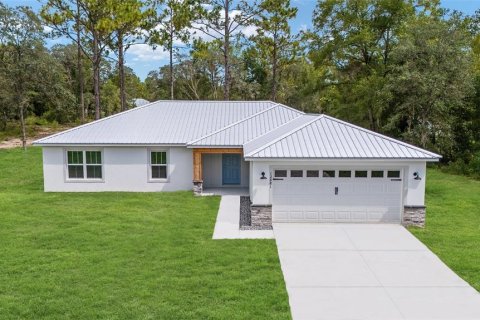 House in Dunnellon, Florida 4 bedrooms, 164.9 sq.m. № 1906628 - photo 1