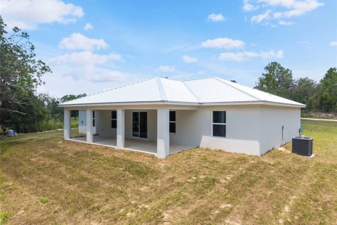 House in Dunnellon, Florida 4 bedrooms, 164.9 sq.m. № 1906628 - photo 3