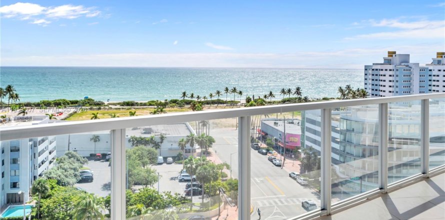 Кондоминиум с 1 спальней в Майами-Бич, Флорида № 2005864