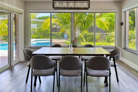 Купить виллу или дом в Форт-Лодердейл, Флорида 4 спальни, 166.39м2, № 2005516 - фото 3