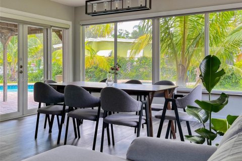 Купить виллу или дом в Форт-Лодердейл, Флорида 4 спальни, 166.39м2, № 2005516 - фото 2