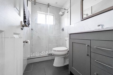 Купить виллу или дом в Форт-Лодердейл, Флорида 4 спальни, 166.39м2, № 2005516 - фото 22