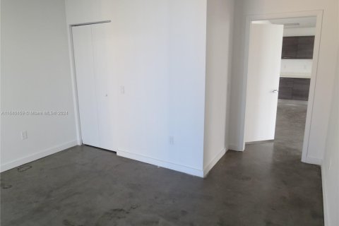 Condo in Miami, Florida, 2 bedrooms  № 1316129 - photo 11