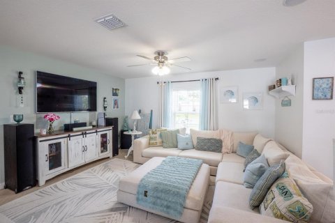 Casa en venta en Palm Coast, Florida, 3 dormitorios, 135.92 m2 № 2152011 - foto 9