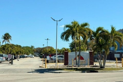 Снять в аренду кондоминиум в Хайалиа, Флорида 2 спальни, 85.38м2, № 2050889 - фото 8