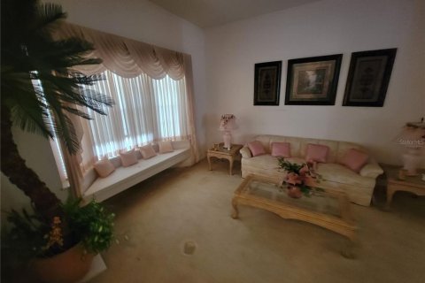 Casa en venta en Orlando, Florida, 3 dormitorios, 210.42 m2 № 1803353 - foto 2
