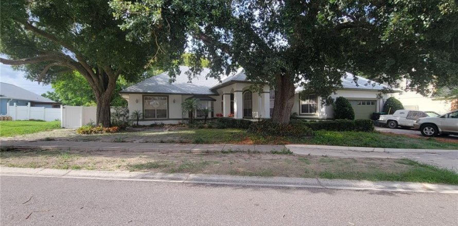 Casa en Orlando, Florida 3 dormitorios, 210.42 m2 № 1803353