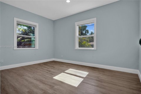 Villa ou maison à louer à Fort Lauderdale, Floride: 2 chambres, 78.6 m2 № 2046700 - photo 11