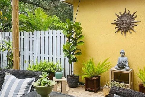 House in Cooper City, Florida 3 bedrooms, 166.95 sq.m. № 1881840 - photo 19