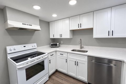 Copropriété à vendre à Ocala, Floride: 2 chambres, 70.23 m2 № 2388576 - photo 3