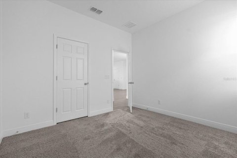 Casa en venta en Clermont, Florida, 4 dormitorios, 195.56 m2 № 1902610 - foto 13