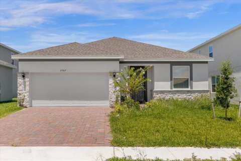 Casa en venta en Clermont, Florida, 4 dormitorios, 195.56 m2 № 1902610 - foto 1