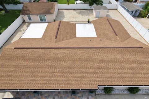 Casa en venta en Tampa, Florida, 6 dormitorios, 303.51 m2 № 2412666 - foto 8