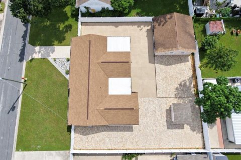 Casa en venta en Tampa, Florida, 6 dormitorios, 303.51 m2 № 2412666 - foto 7