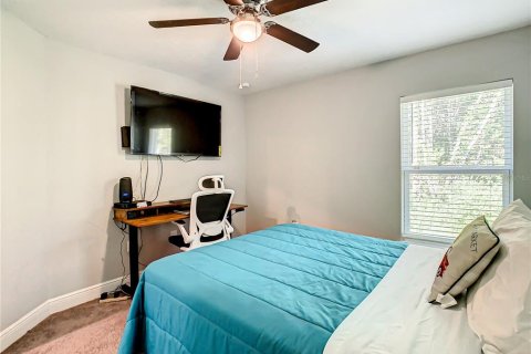 Casa en venta en Kissimmee, Florida, 4 dormitorios, 152.36 m2 № 1807372 - foto 23
