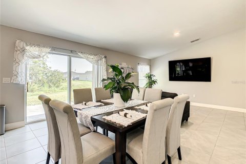 Casa en venta en Kissimmee, Florida, 4 dormitorios, 152.36 m2 № 1807372 - foto 15