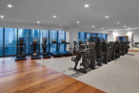 Condo in Miami, Florida, 2 bedrooms  № 2014224 - photo 20