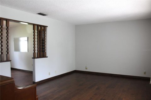 Casa en venta en Kissimmee, Florida, 3 dormitorios, 172.15 m2 № 2114208 - foto 11