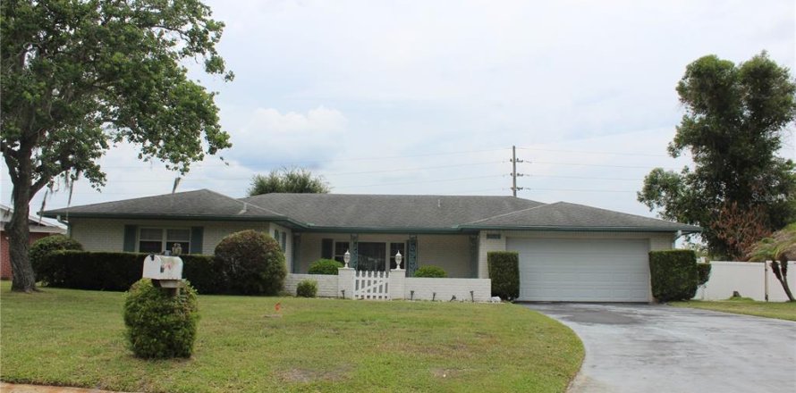 Casa en Kissimmee, Florida 3 dormitorios, 172.15 m2 № 2114208