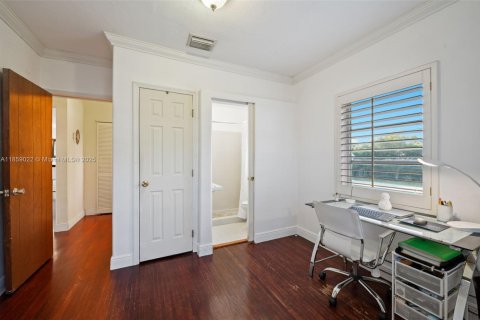 Casa en venta en Miami Springs, Florida, 3 dormitorios, 130.71 m2 № 1890990 - foto 6