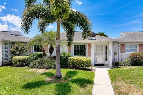 House in Venice, Florida 2 bedrooms, 95.78 sq.m. № 2167458 - photo 4