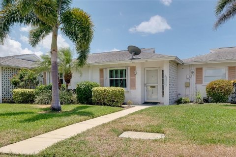 House in Venice, Florida 2 bedrooms, 95.78 sq.m. № 2167458 - photo 5