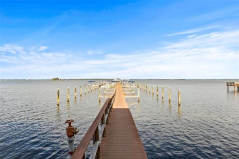 Condo in Dunedin, Florida, 3 rooms № 2222251 - photo 23